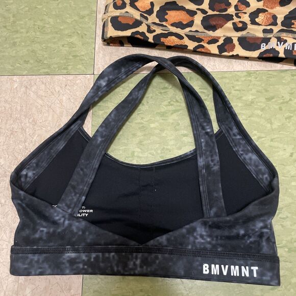 Lot Of 2 Sports Bra Buti Movement Yoga Tops Asymmetrical Straps Gray XS/S - Picture 4 of 7